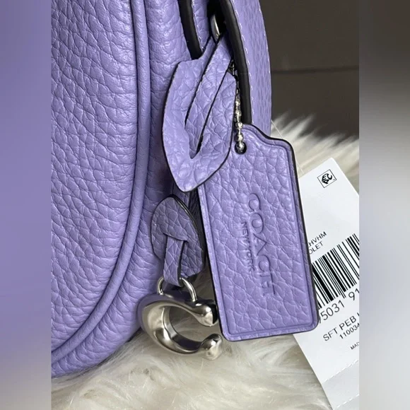 CC439 - Coach Luna Shoulder Bag - Picture 10 of 12